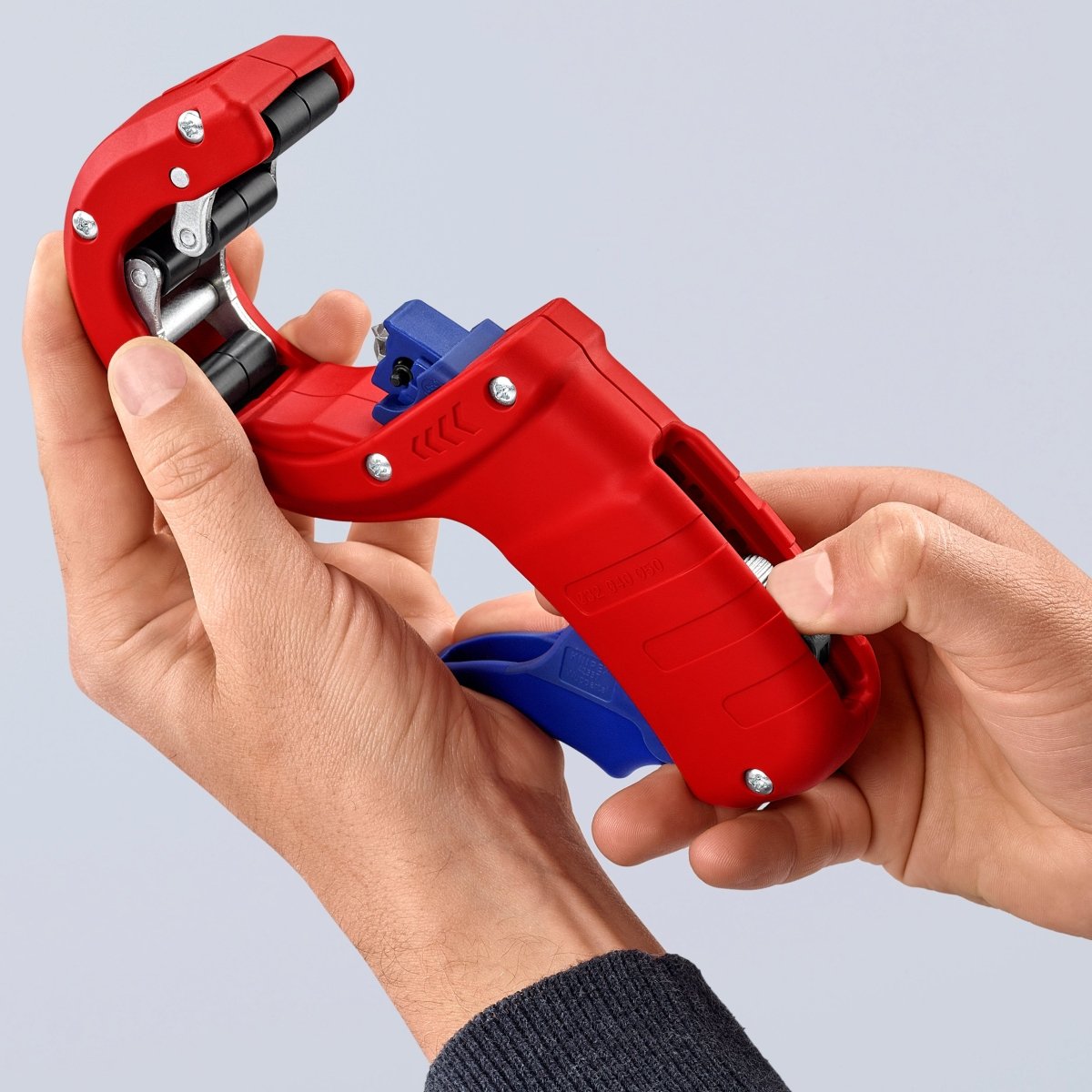Knipex DP50 Plastic Drain Pipe Cutter 8