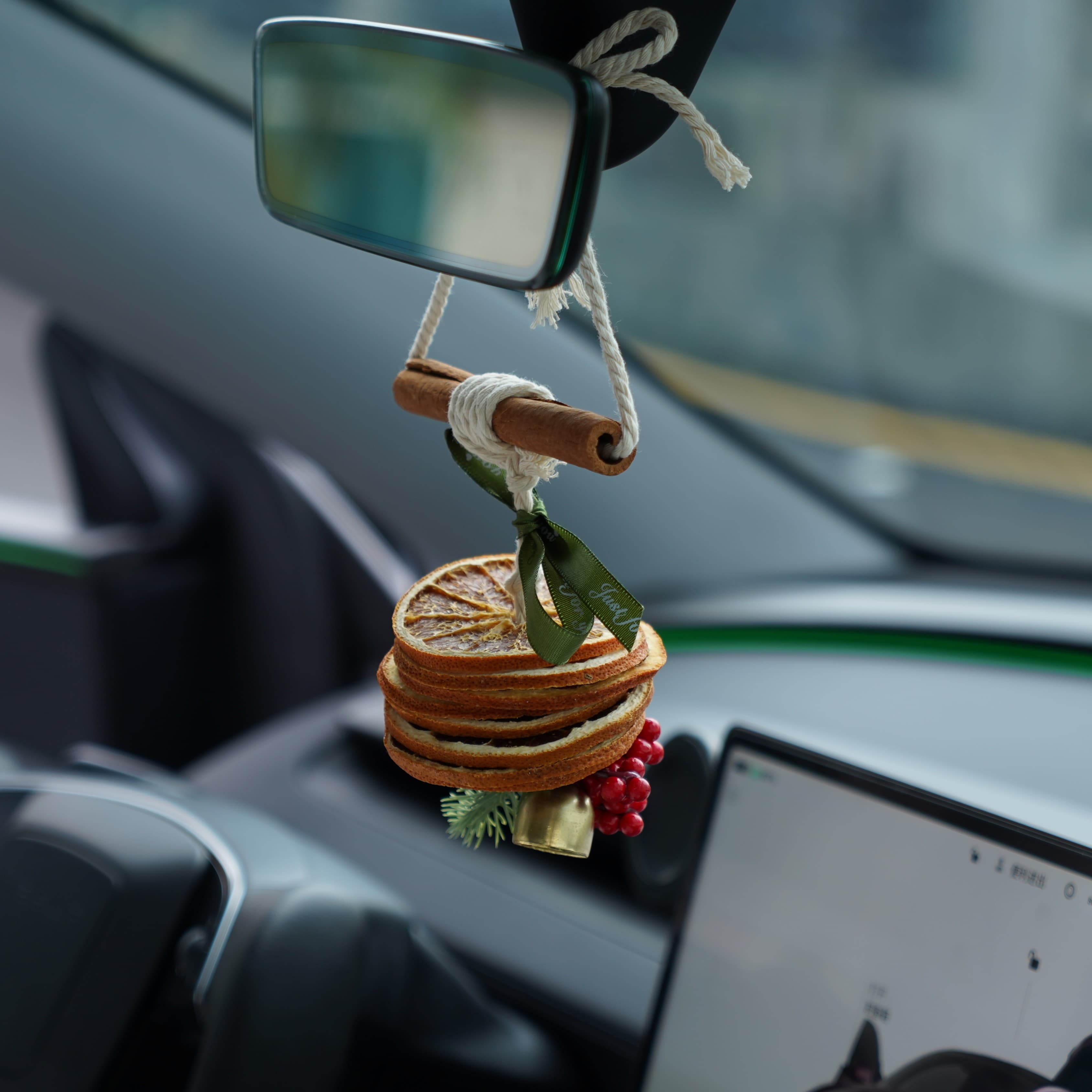 Car Orange Scent Christmas Ornament 丨Universal Hanging Design