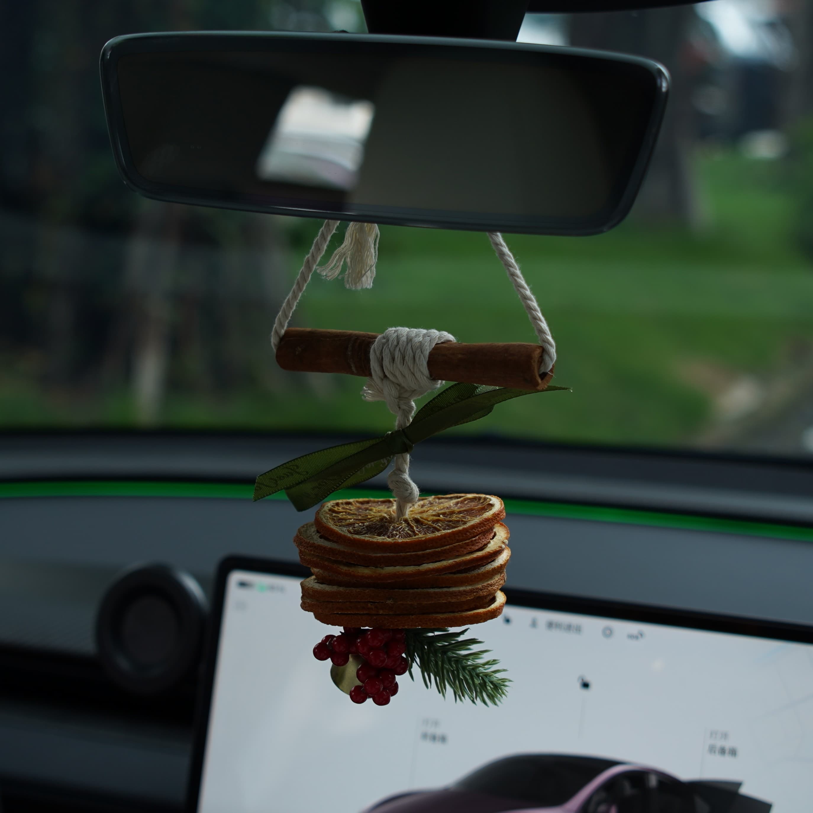 Car Orange Scent Christmas Ornament 丨Universal Hanging Design