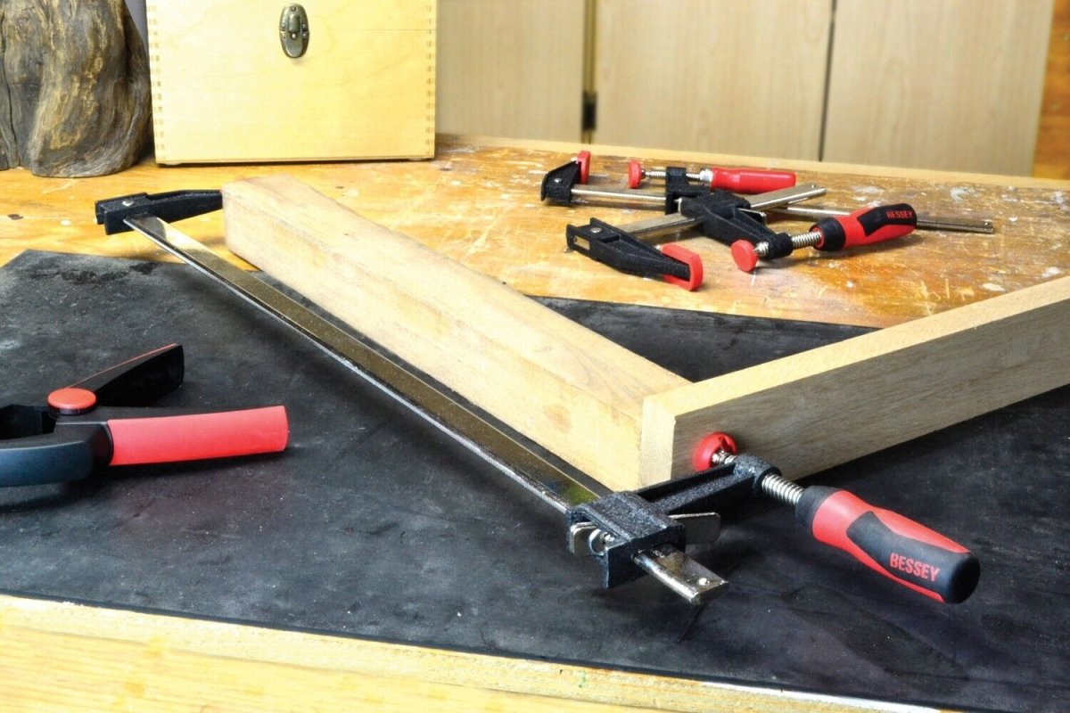 Bessey GSCC+K Clutch Style Bar Clamp 6