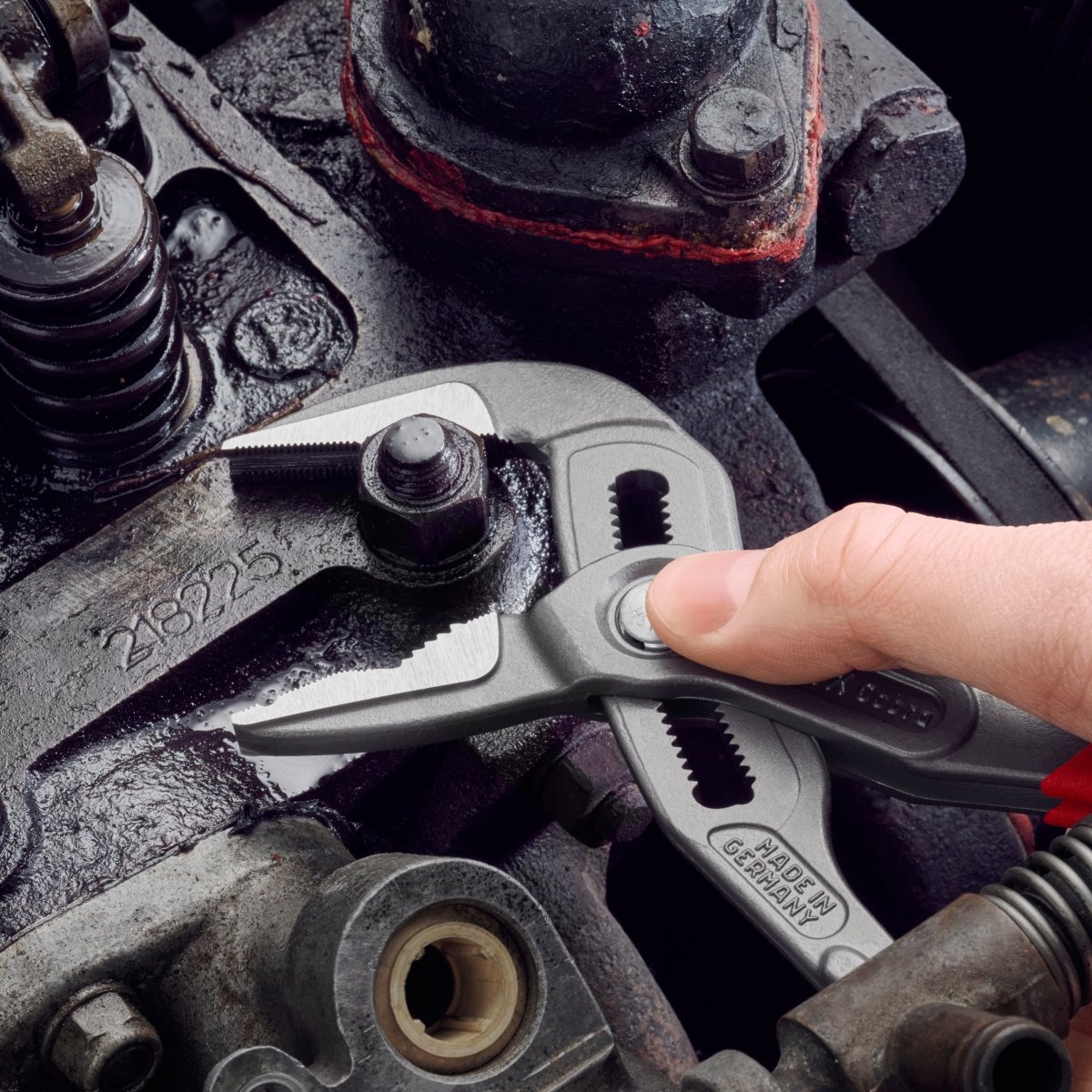 Knipex Cobra® Extra Slim Water Pump Pliers 10